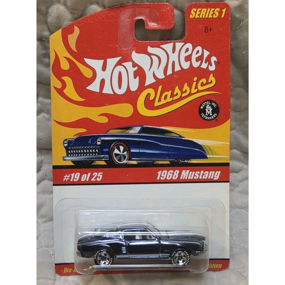 Hot Wheels Classics Series 1 #19/25 1968 Mustang Fastback Great Card Free Ship!